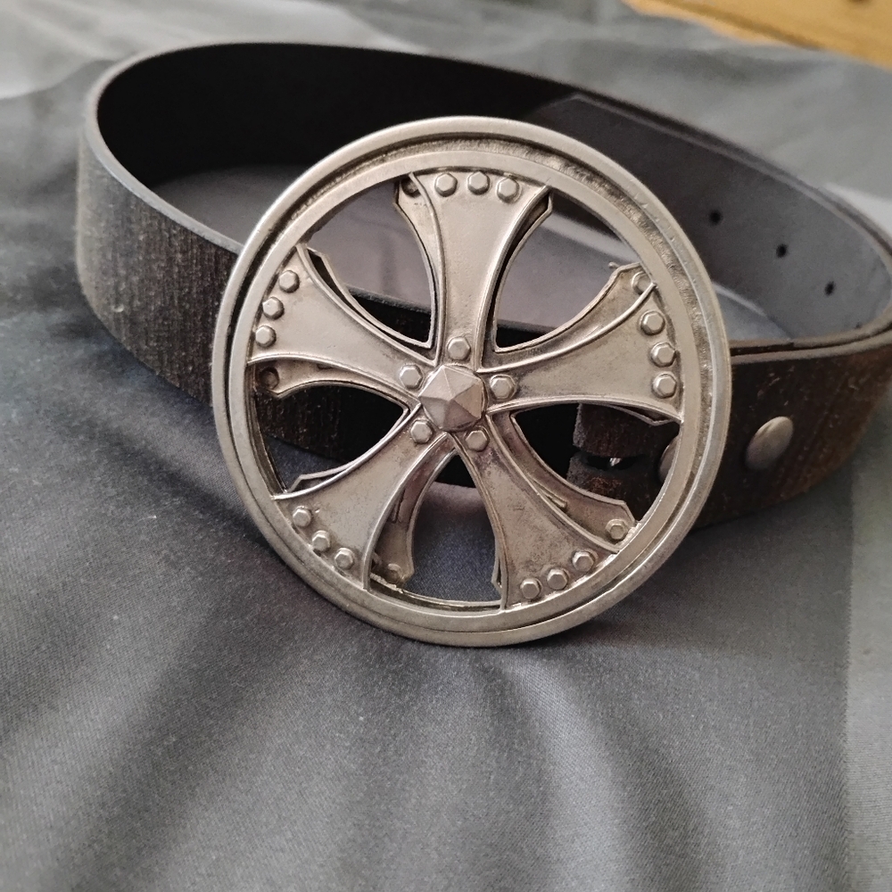 Spinning Rims belt Bucket & Leather Belt